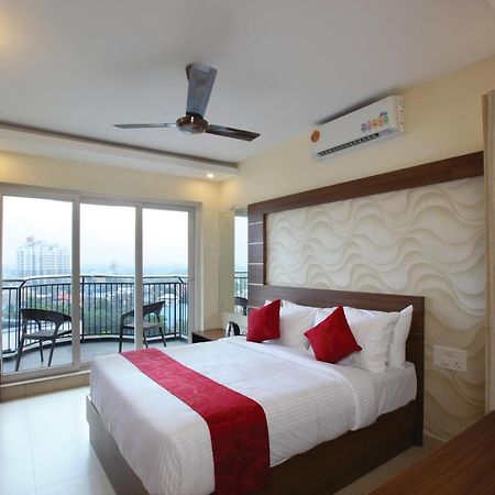 Laimar Suites Kochi Exterior photo
